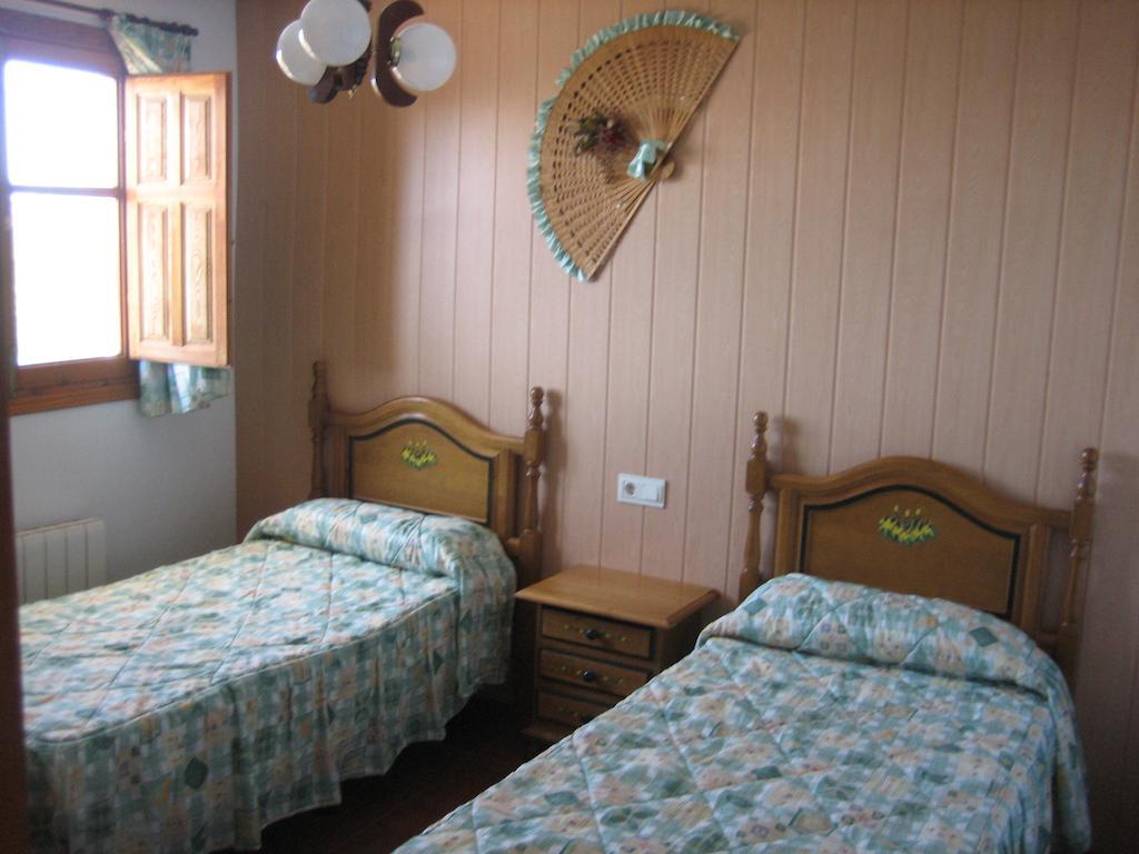Alojamiento Rural Mirador Del Avellano Alpujarra De La Sierra Cameră foto
